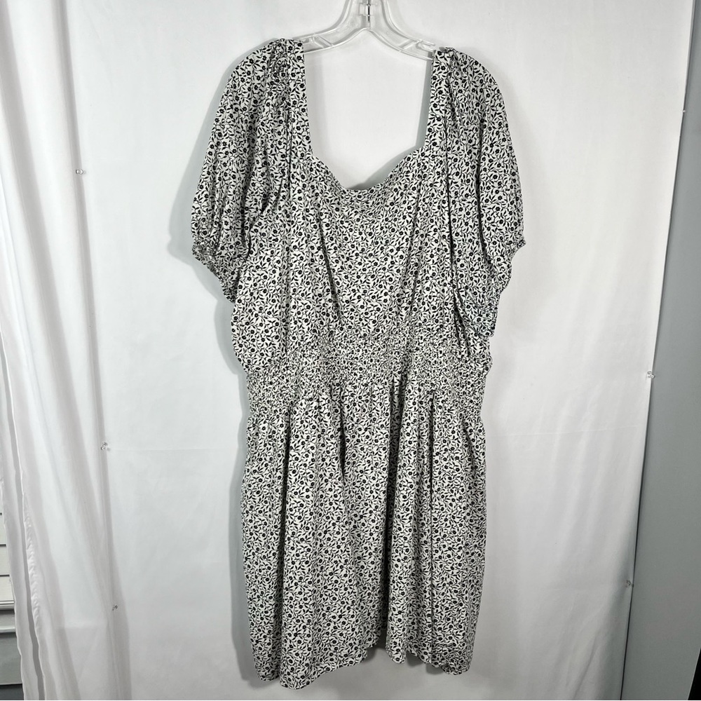 Old Navy Women’s Blue White Ditsy Floral Plus Size Puff Sleeve Knee Length Dress - Picture 2 of 7